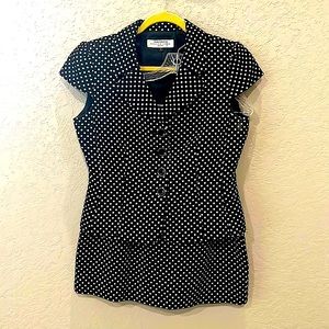 TAHARI Arthur Levine size 8 petite skirt and matching jacket